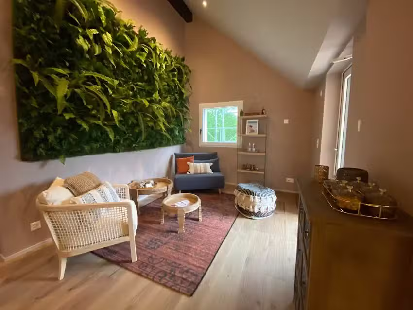 AYA Maison de Beaut&eacute;