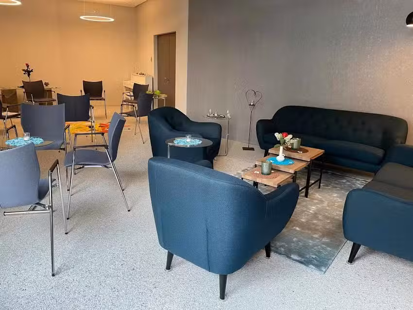 Luogo d&rsquo;incontro Thun: caff&egrave; aperto per il lutto, cerimonie di addio e altro ancora