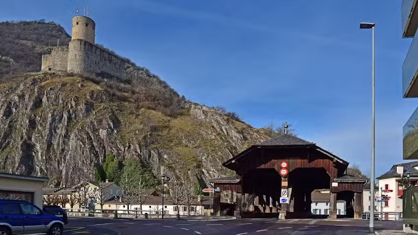 Ch&acirc;teau de La B&acirc;tiaz