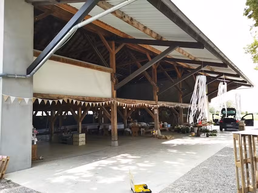 Ferme de Compesi&egrave;res