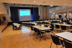 Sala della comunit&agrave; di Meggen