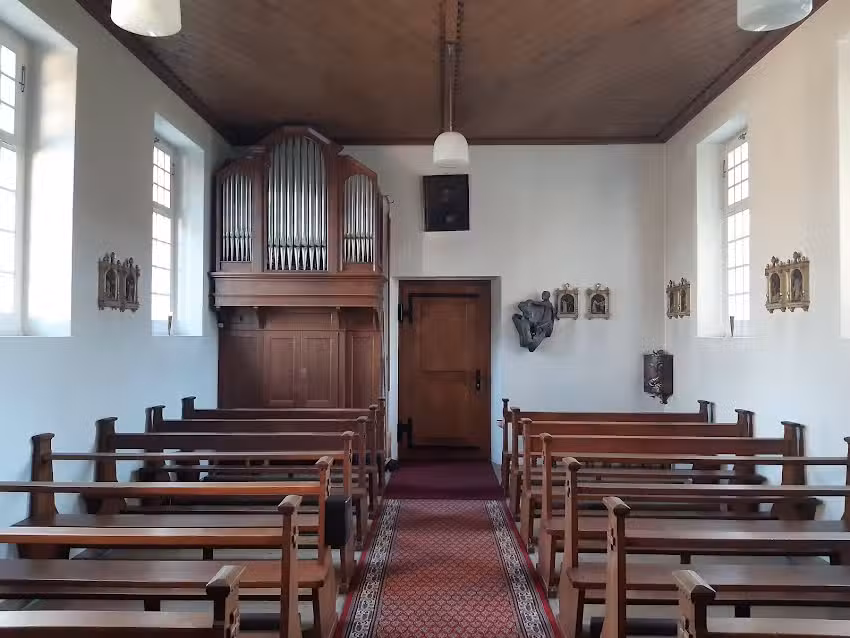 Chapelle Notre-Dame du Perp&eacute;tuel Secours, Altreu