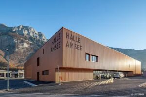 Mehrzweckhalle am See