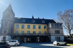 Schloss Brunnegg GmbH