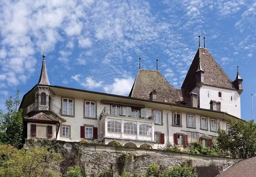 Ch&acirc;teau de Worb