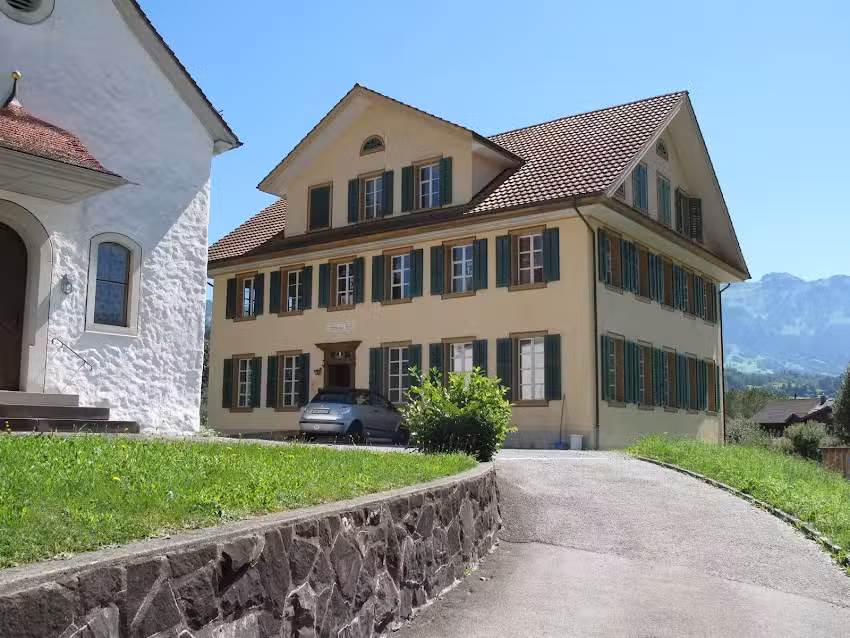 Cour du ch&acirc;teau d&rsquo;Alpnach