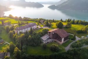 Hotel Lake View Heights