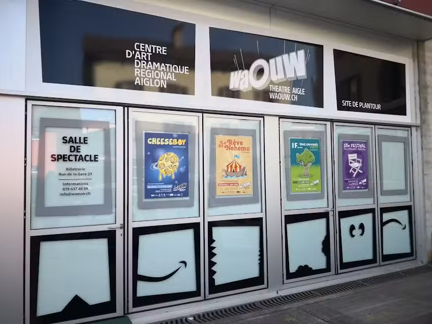 Th&eacute;&acirc;tre Waouw