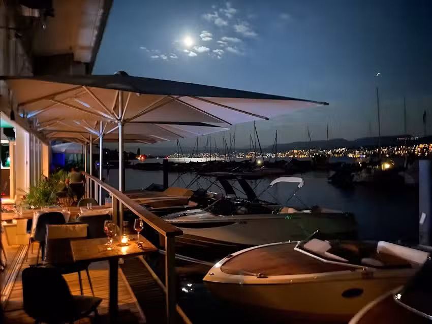 Club 8008 Voir le salon Zurich